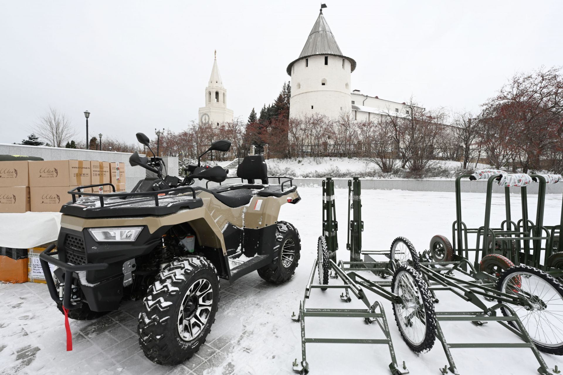 Из Казани в зону СВО отправится очередная фура со спецоборудованием