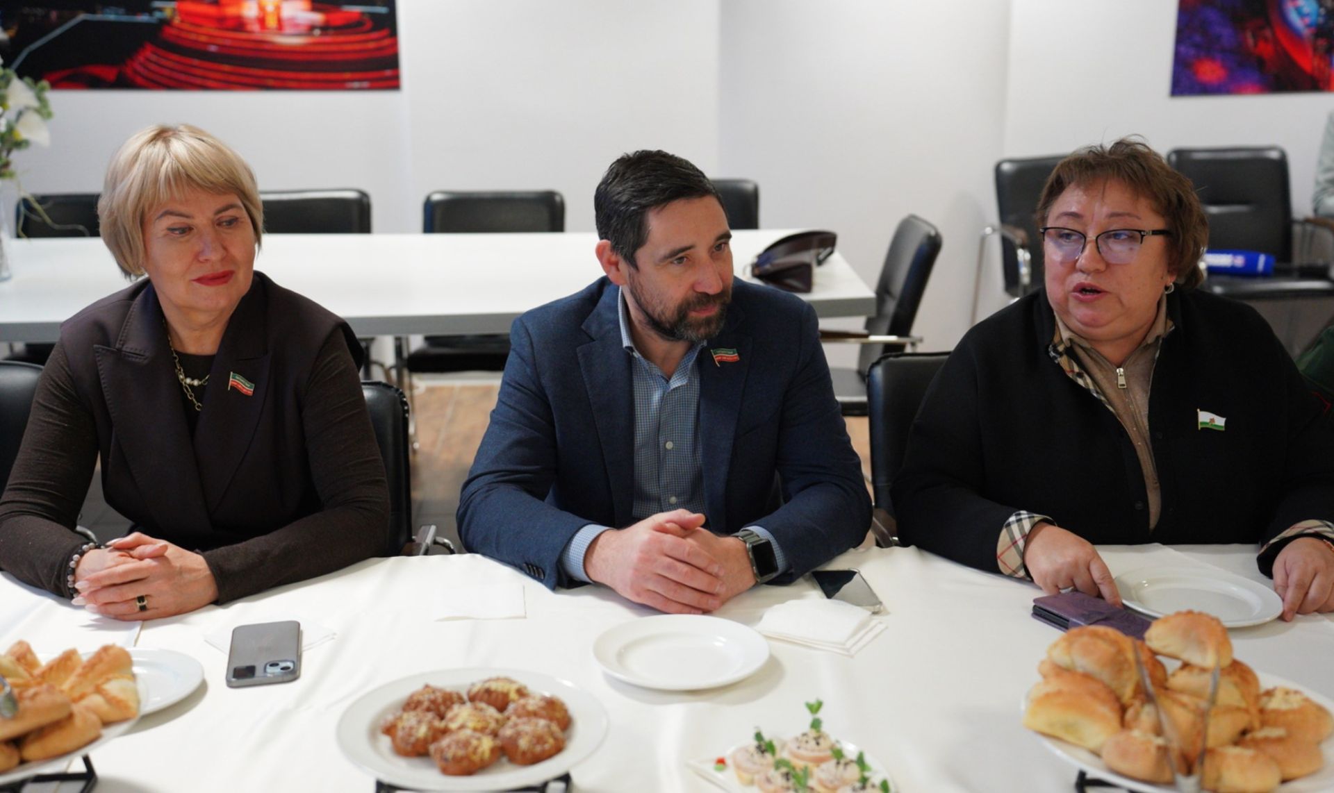 Депутаты Госсовета РТ встретились с курсантами танкового училища – участниками СВО