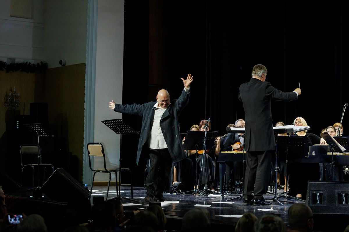 «Умирать не страшно»: Виктор Сухоруков дал единственный спектакль в Казани