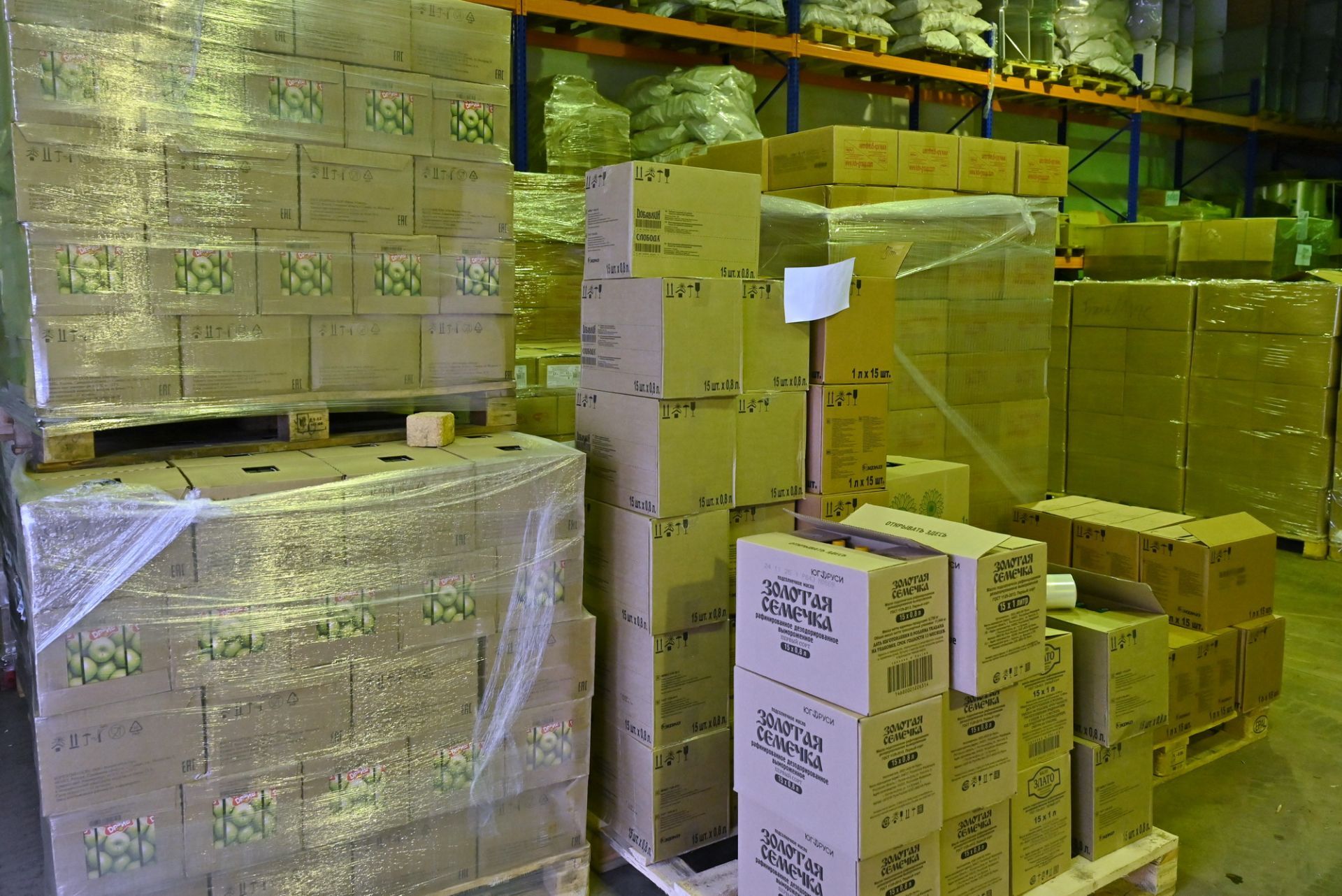 10 фур с гуманитарной помощью выехали из Казани в Лисичанск и Рубежное