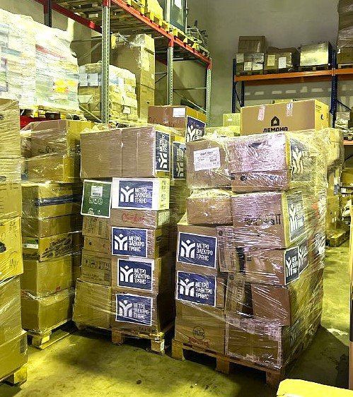 «Метроэлектротранс» отправил переоборудованный ВАЗ и более 2 тонн гумпомощи в зону СВО