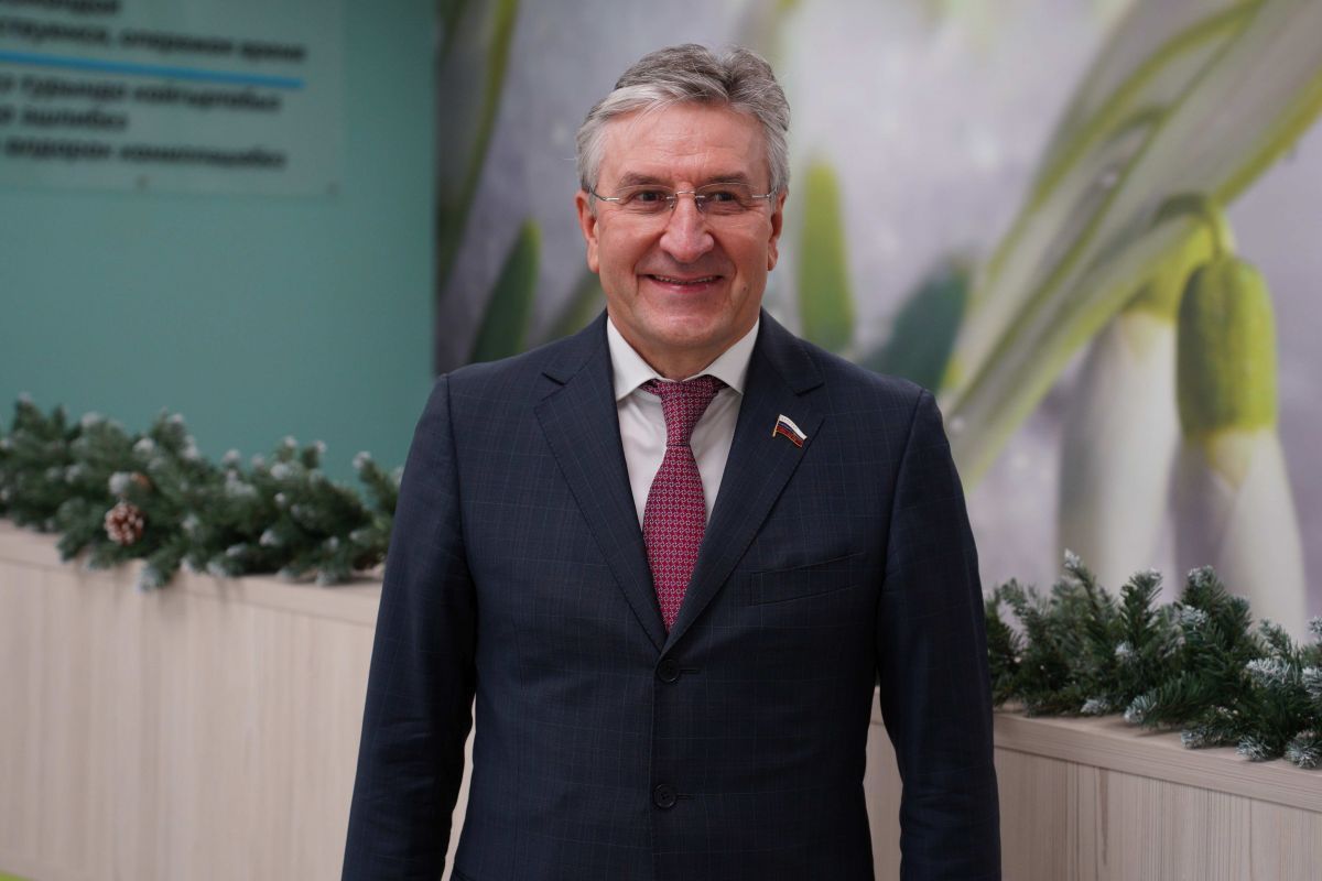 Депутат Фаррахов: строительство поликлиники в ЖК «Весна» держали на постоянном контроле