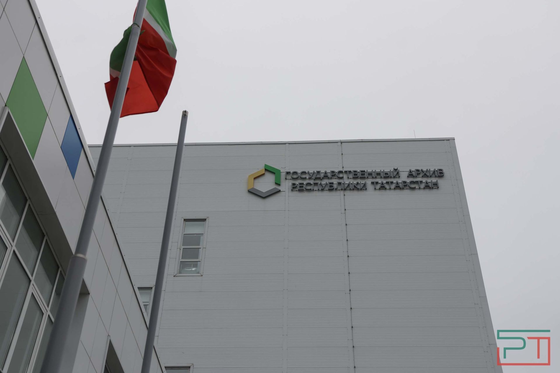 Журналистам показали работу Госархива РТ