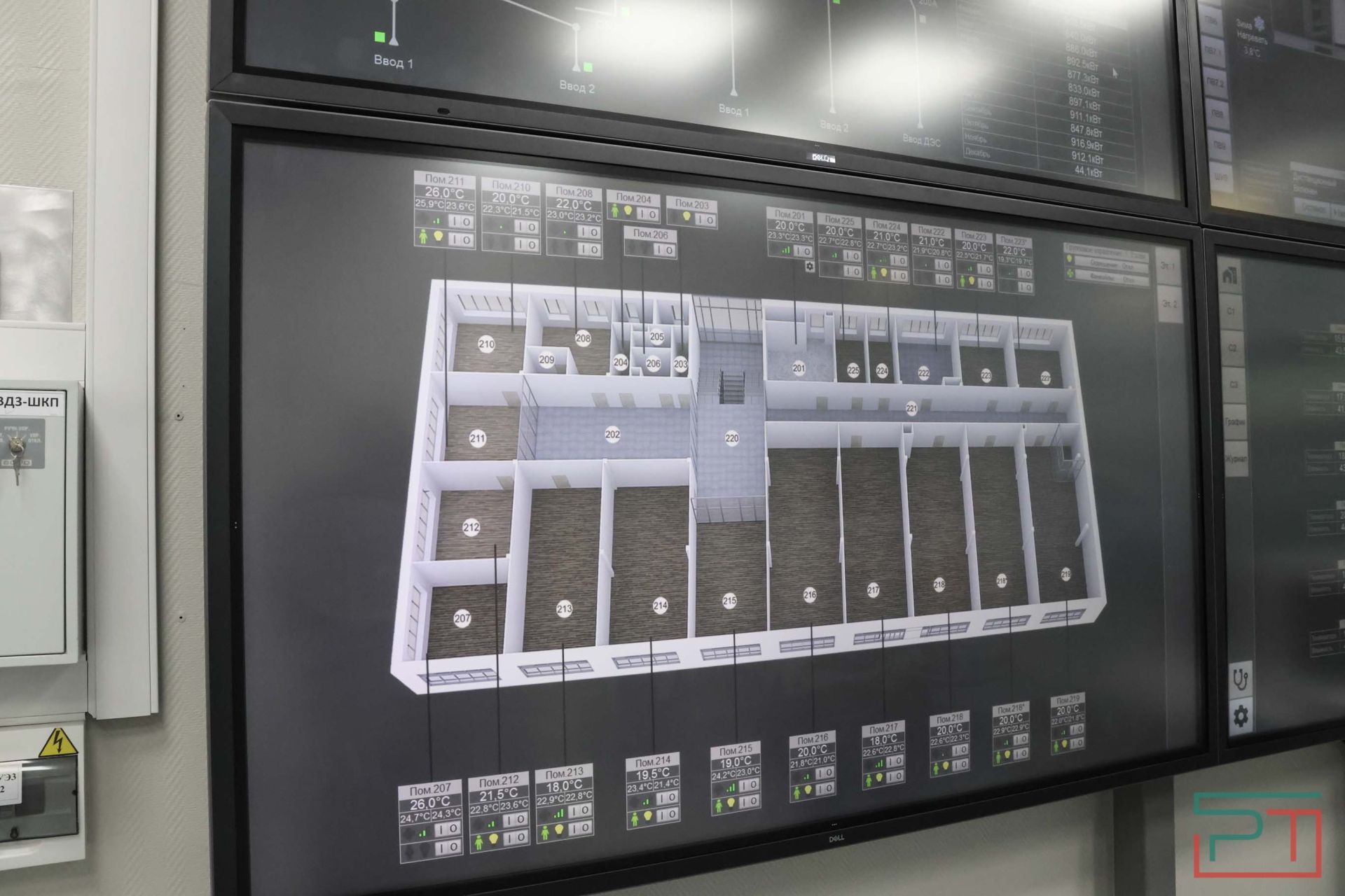 Журналистам показали работу Госархива РТ