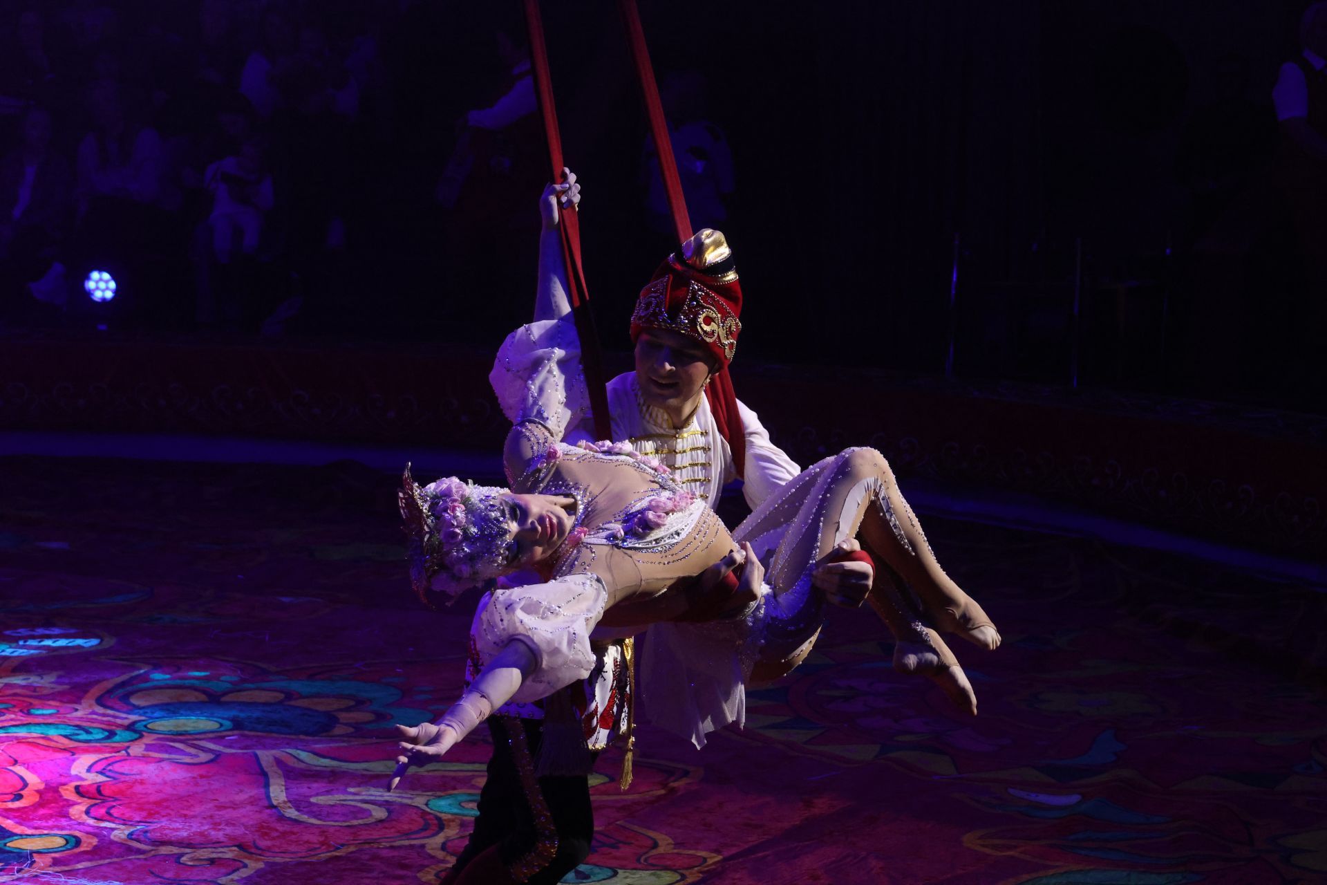 Новогодняя программа «Конек-Горбунок» в Казанском цирке