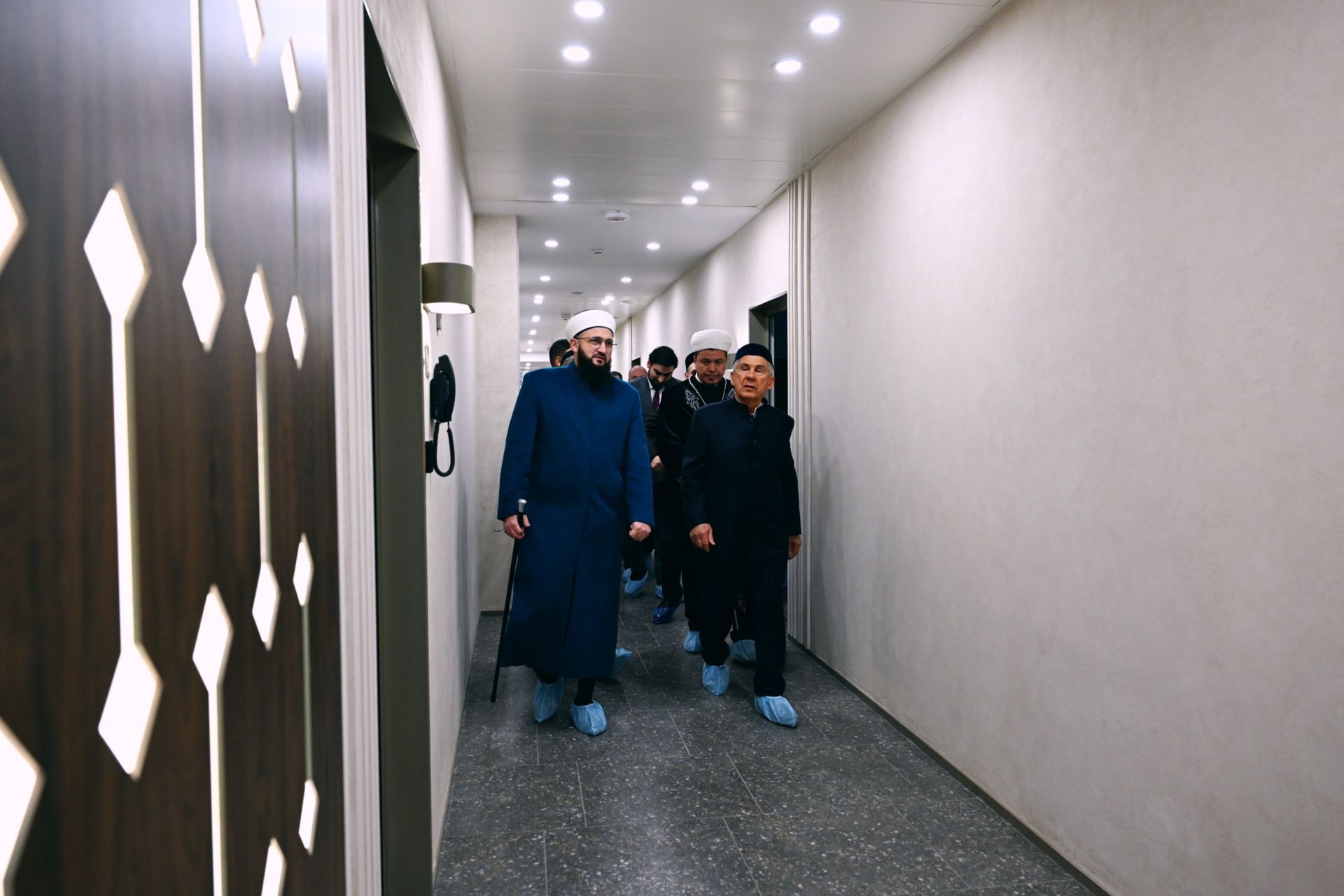 Минниханов оценил реконструкцию исламского медресе имени Фахреддина в Альметьевске