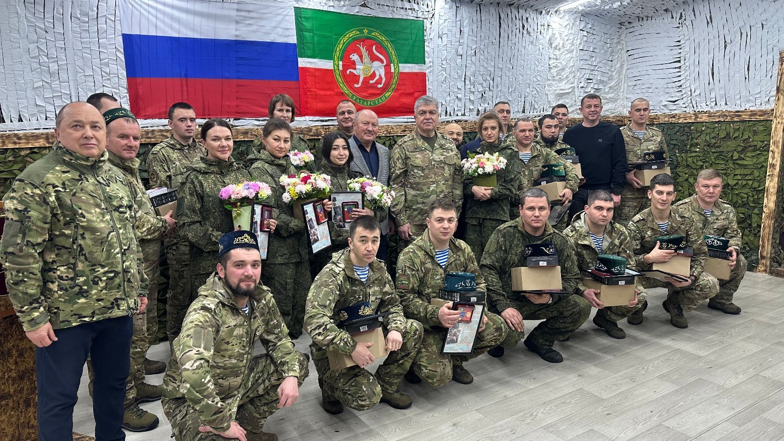 Три «буханки», квадрокоптеры: татарстанцы доставили 13 КАМАЗов шефской помощи в зону СВО