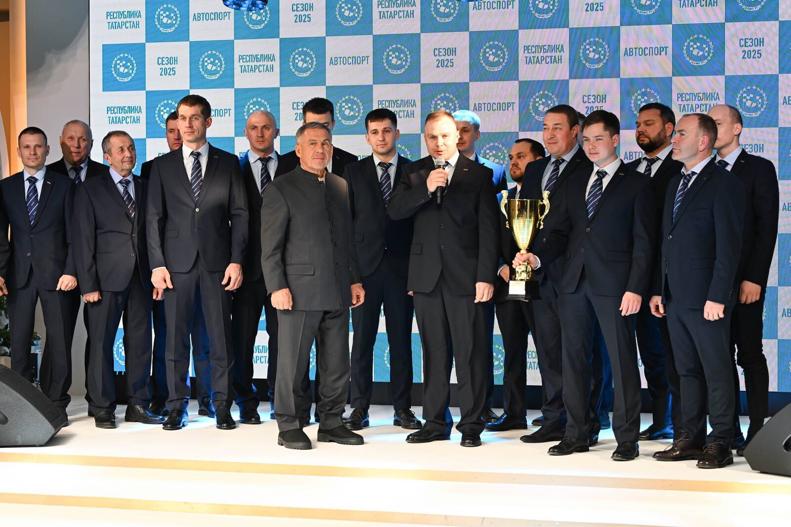 Минниханов: для Татарстана автоспорт очень важен