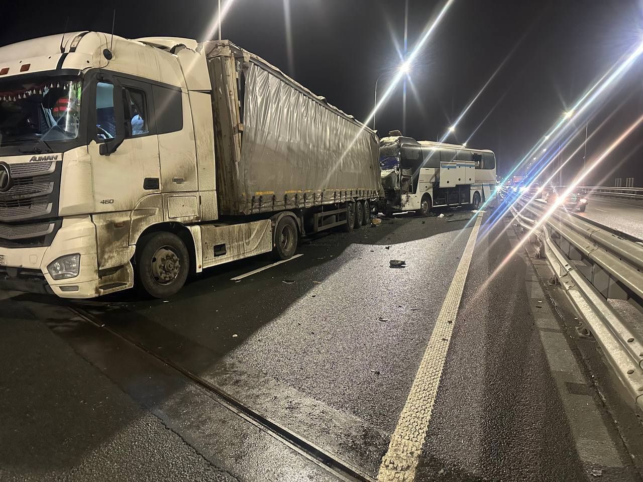 14 человек пострадали в массовом ДТП на М-12 в сторону Казани