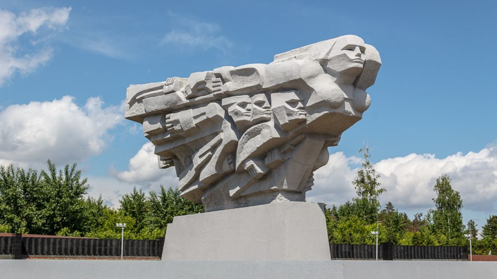 Комплекс «Родина-мать» в Челнах вошел в реестр объектов культурного наследия