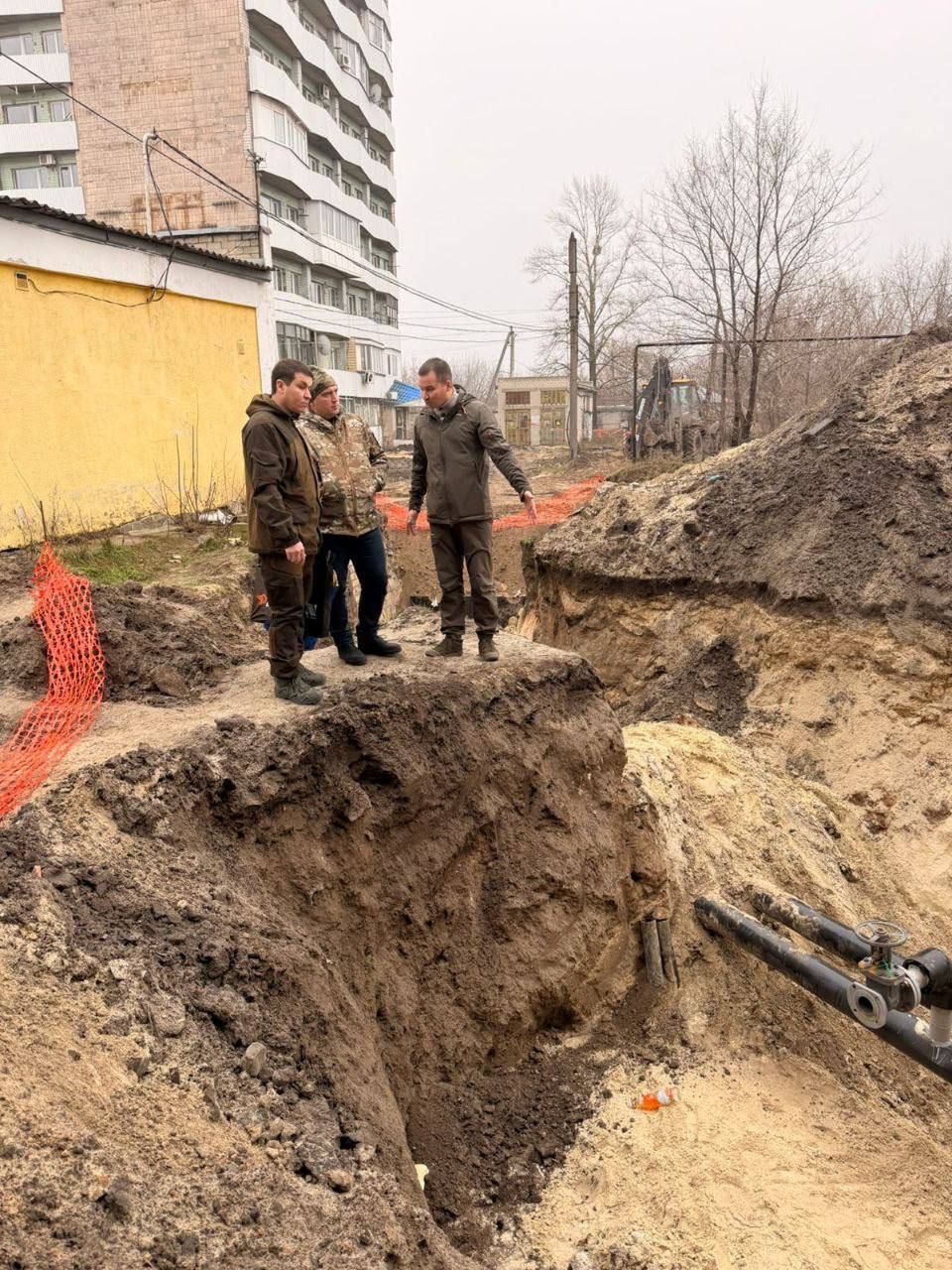 Три авто, генераторы, стройматериалы: Нижнекамск доставил 30 тонн груза в зону СВО