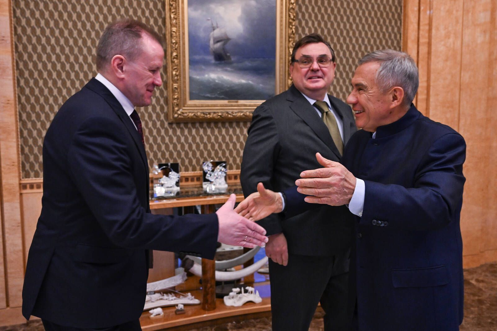 Раис Татарстана встретился с министром юстиции России и директором ФСИН