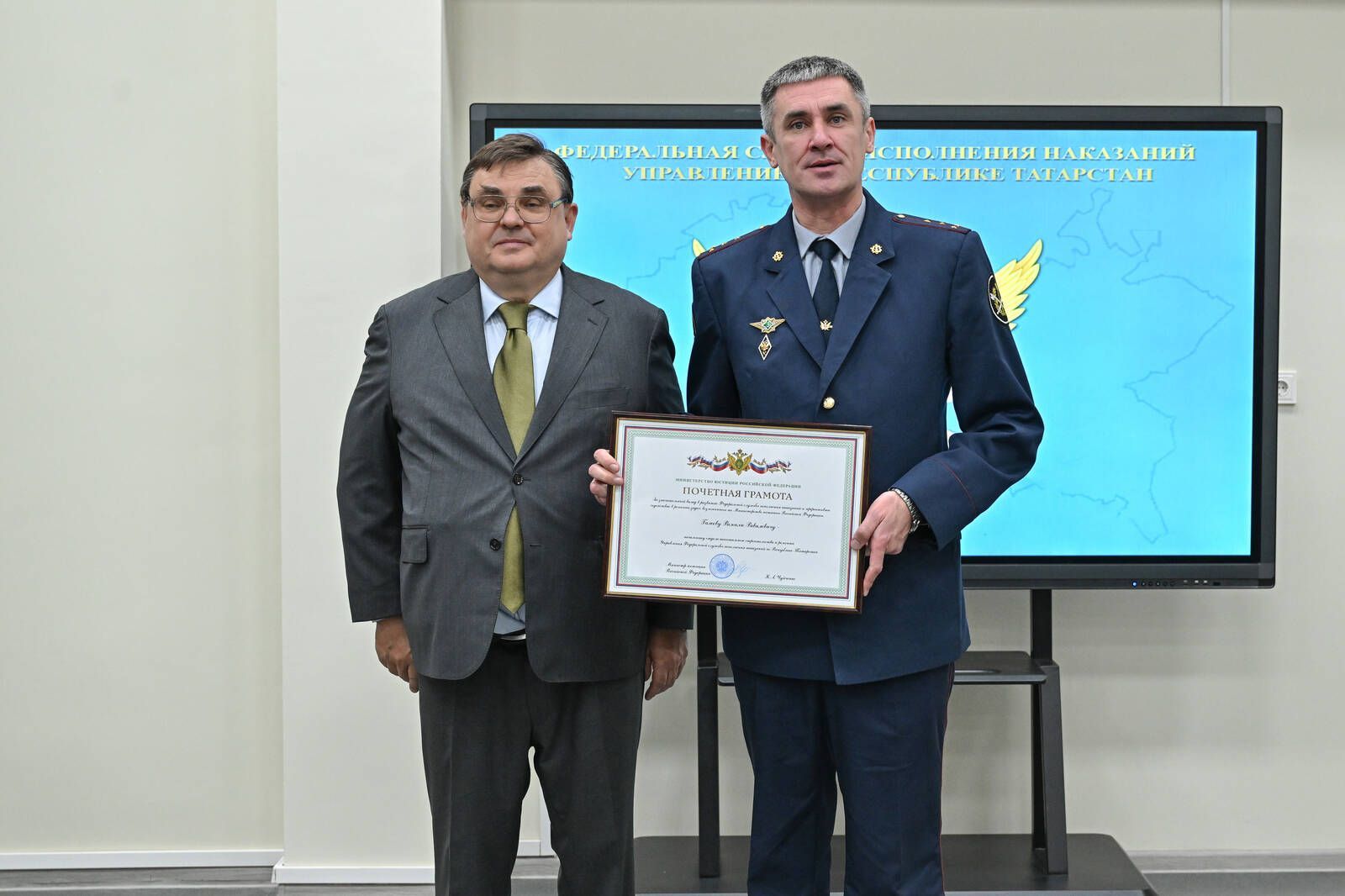 Раис Татарстана, министр юстиции РФ и глава ФСИН открыли новое СИЗО в Казани