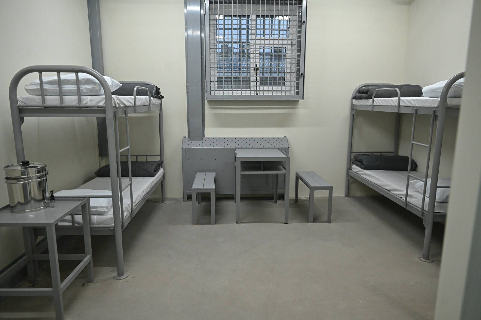 Раис Татарстана, министр юстиции РФ и глава ФСИН открыли новое СИЗО в Казани