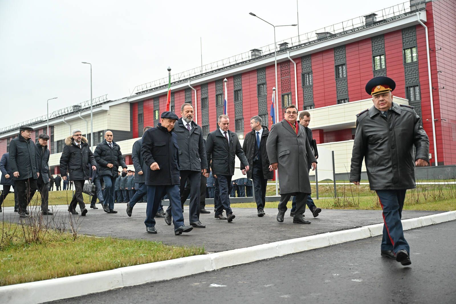 Раис Татарстана, министр юстиции РФ и глава ФСИН открыли новое СИЗО в Казани