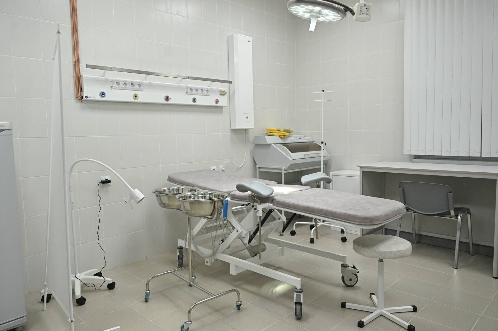 Раис Татарстана, министр юстиции РФ и глава ФСИН открыли новое СИЗО в Казани