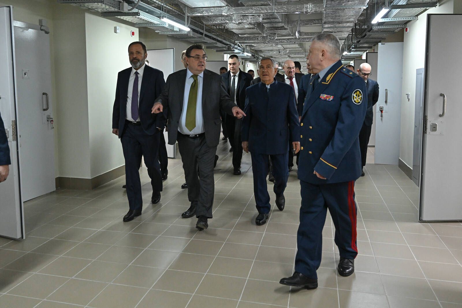 Раис Татарстана, министр юстиции РФ и глава ФСИН открыли новое СИЗО в Казани