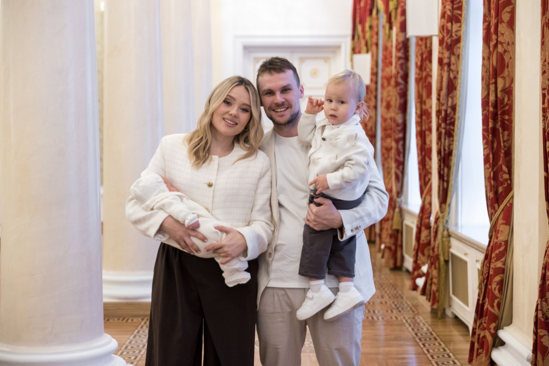 В Казани наградили многодетных горожан за сохранение семейных ценностей