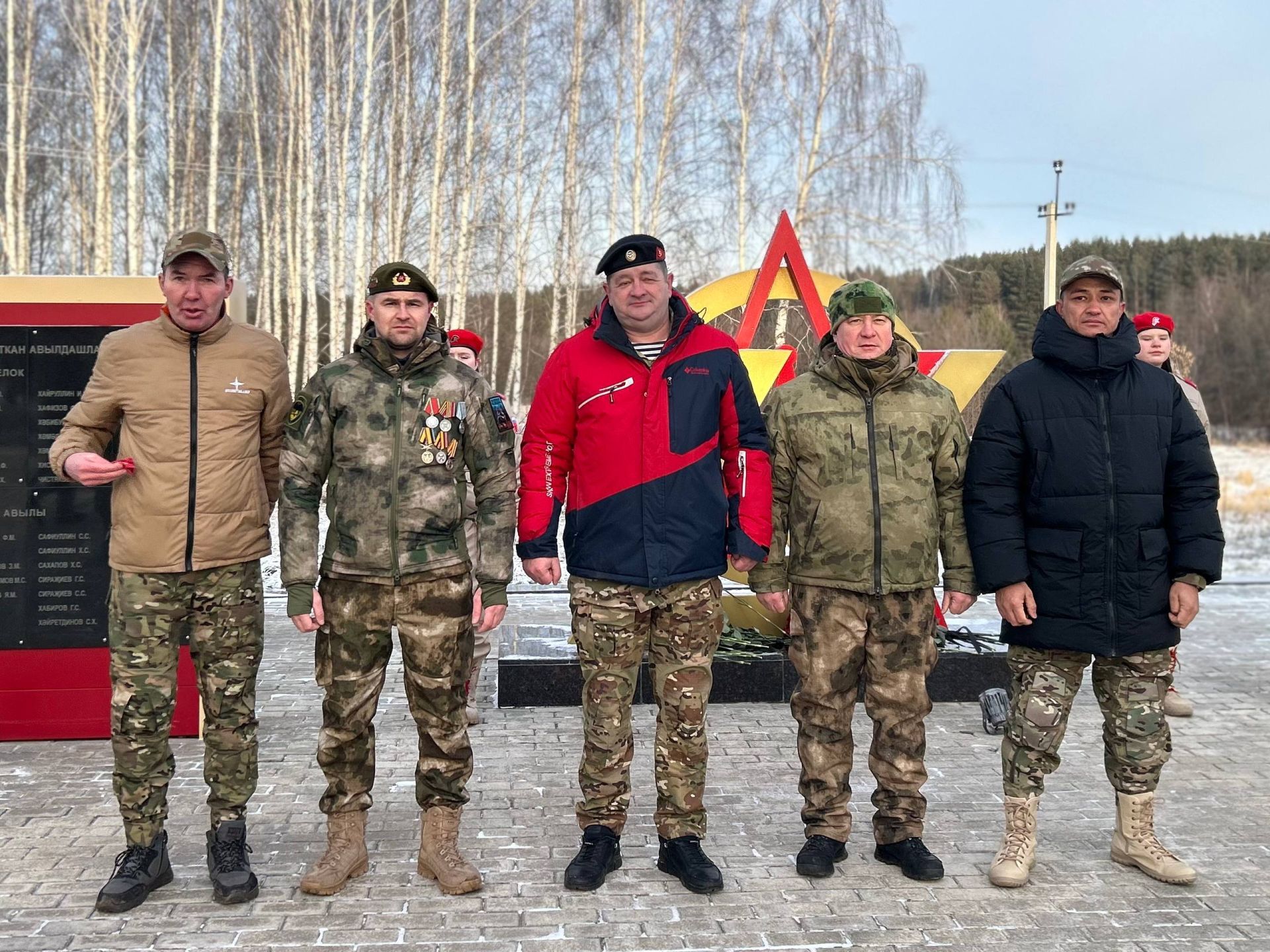 Гуманитарный конвой из Тукаевского района отправился в зону СВО