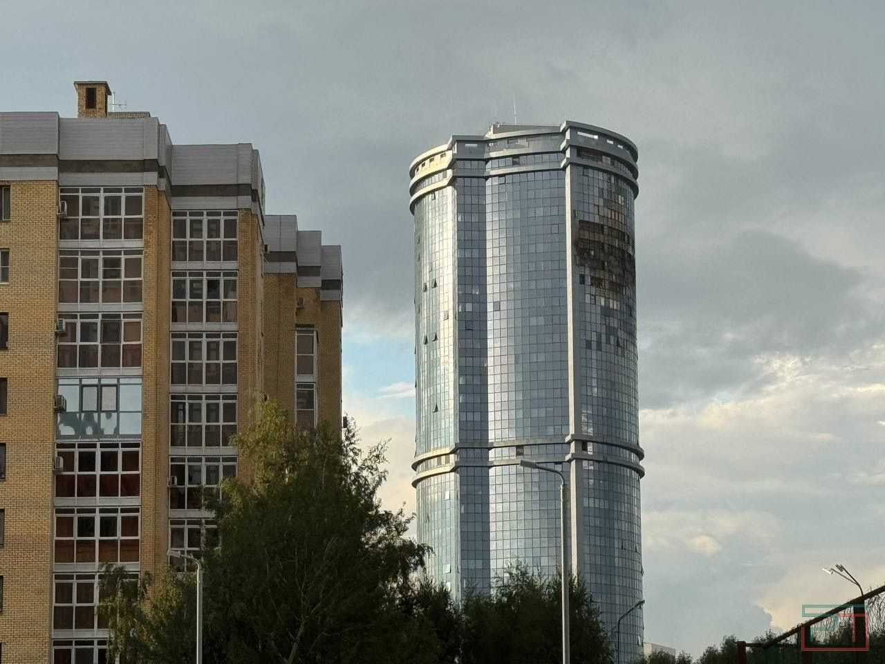 «Осторожно, окнопад!»: казанский ЖК «Лазурные небеса», переживший атаку БПЛА, ждет ремонта