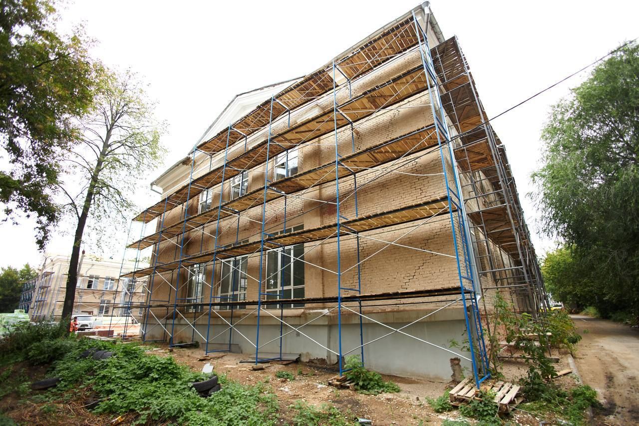 Реставрация дворца детского творчества им.Алиша в Казани выполнена на 18%