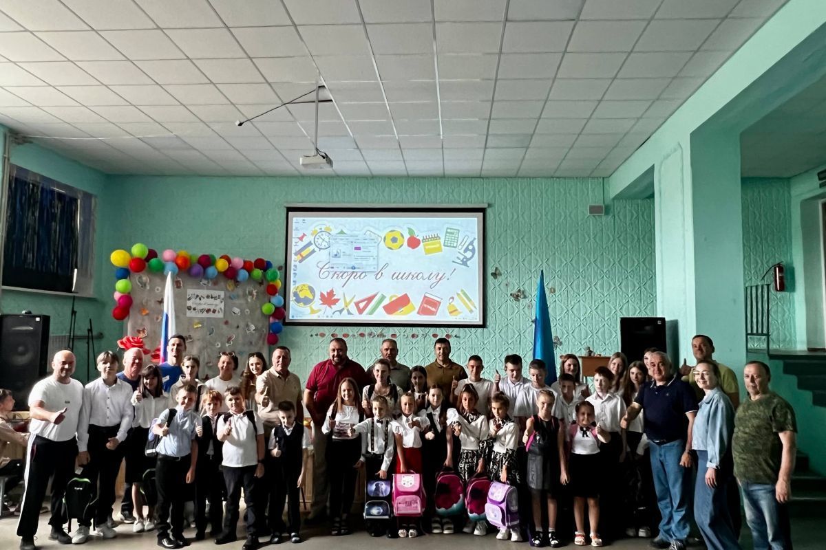 Татарстан передал 2 тыс. рюкзаков для школьников Лисичанска и Рубежного