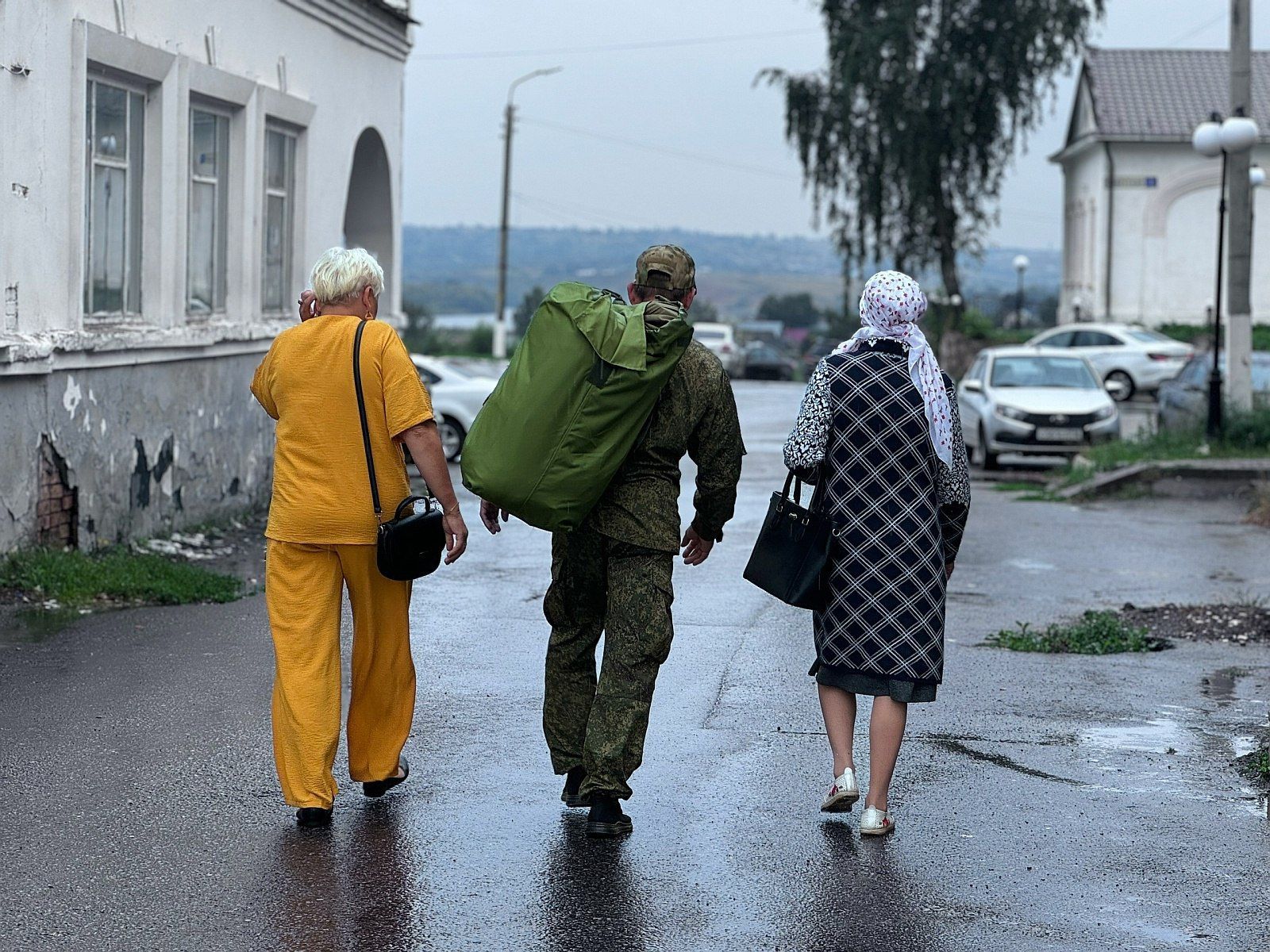 В Мамадышском районе с начала года обеспечили дровами более ста семей бойцов СВО