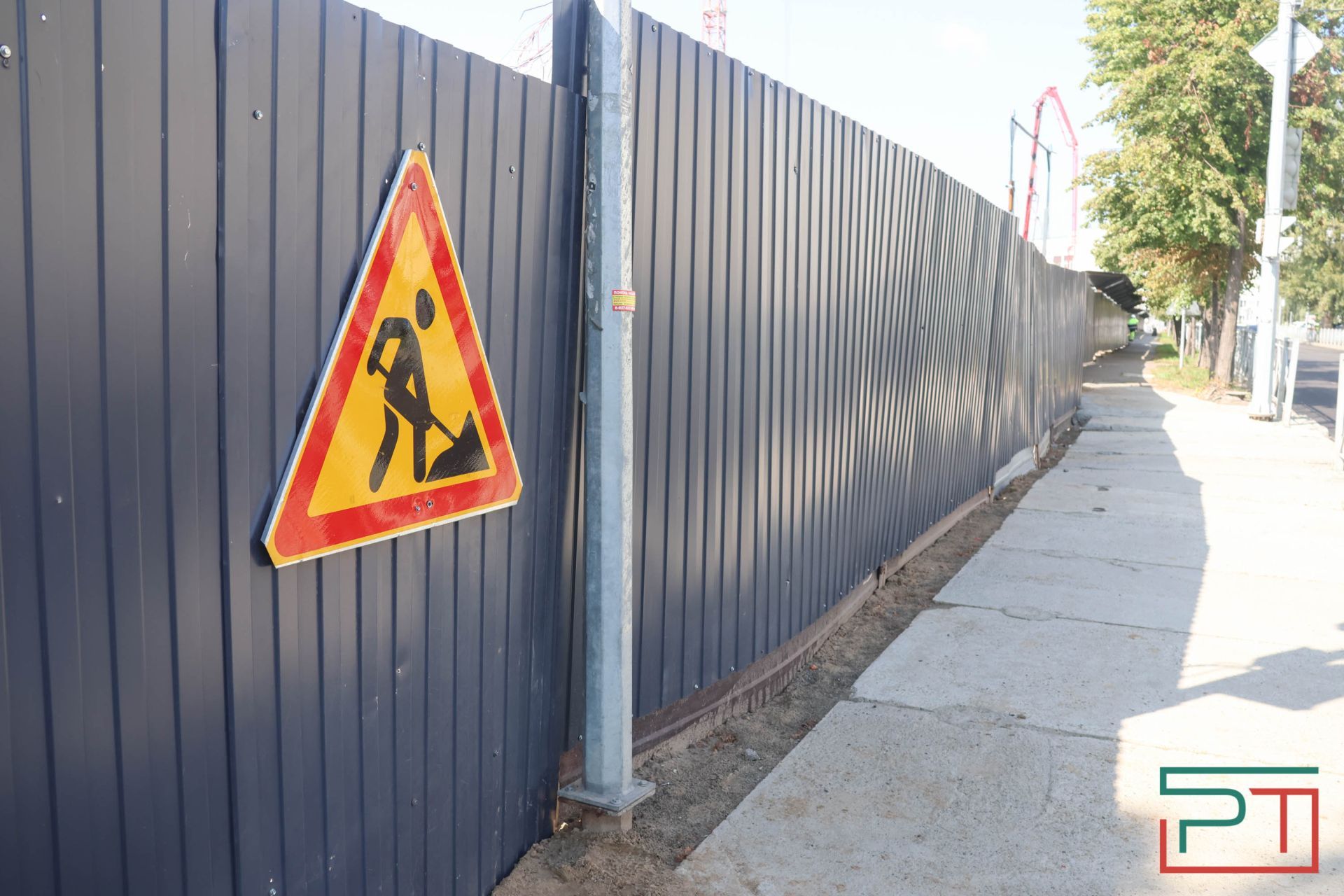 Задрожал и треснул: старый детсад в Казани не выдержал строительства элитного ЖК по соседству