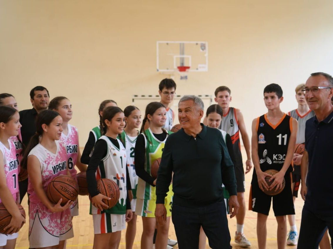 Рустам Минниханов о поездке по районам: в основном общались с детьми