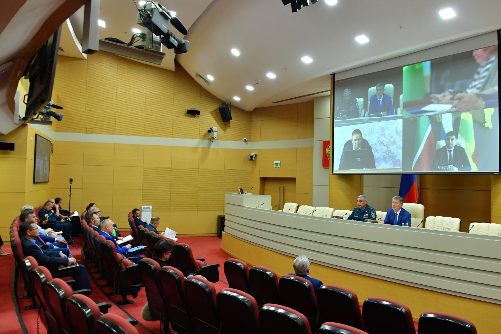 Больше всего школ с нарушениями пожарной безопасности в Татарстане выявлено в Казани
