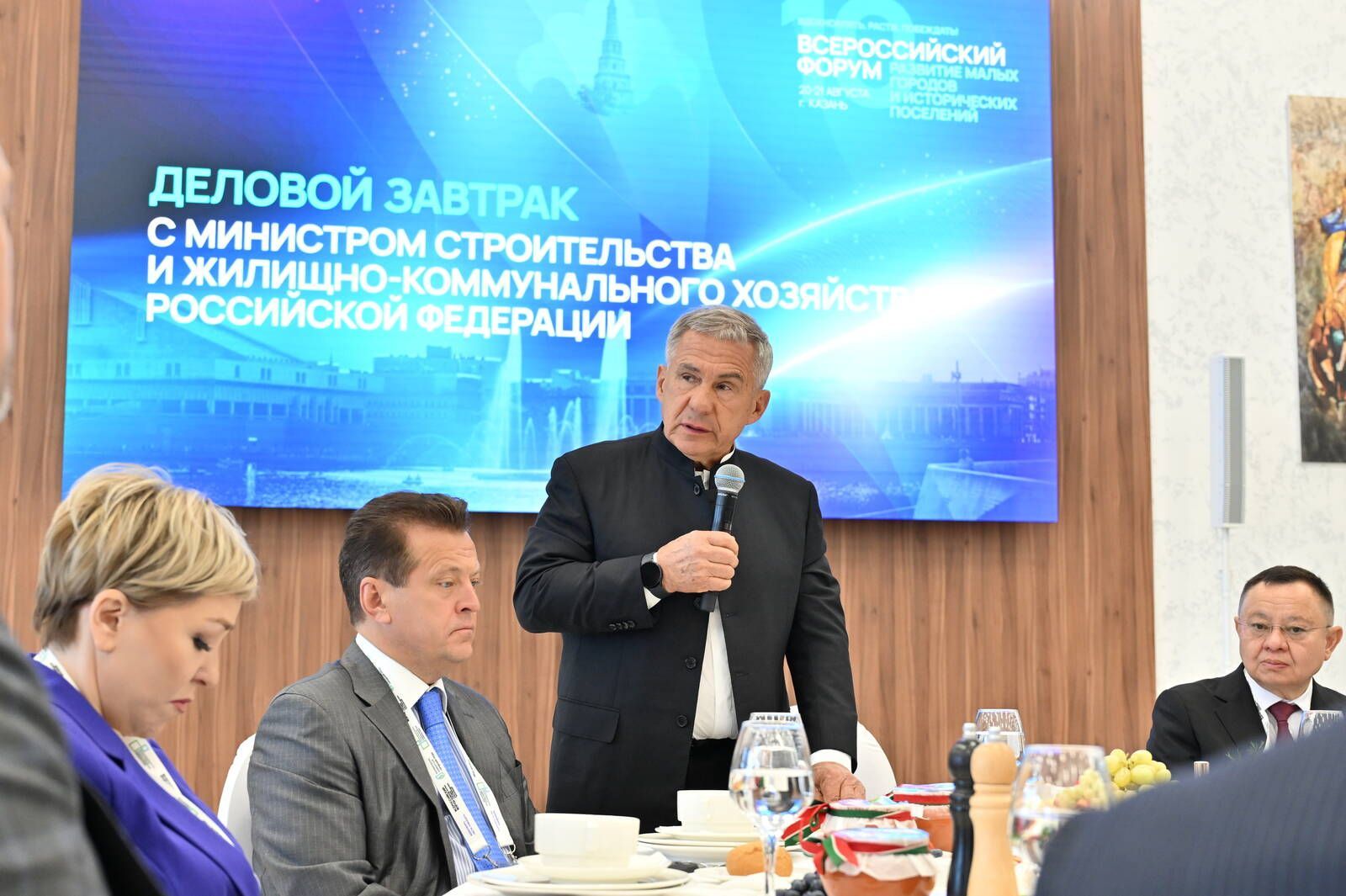 Минниханов: За 10 лет Татарстан накопил опыт по обновлению общественных пространств