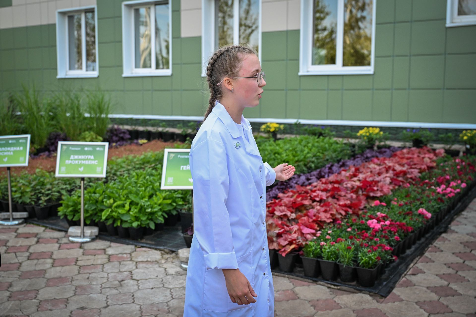 Биолаборатория и чайная фабрика: Минниханов посетил Лениногорский детский дом