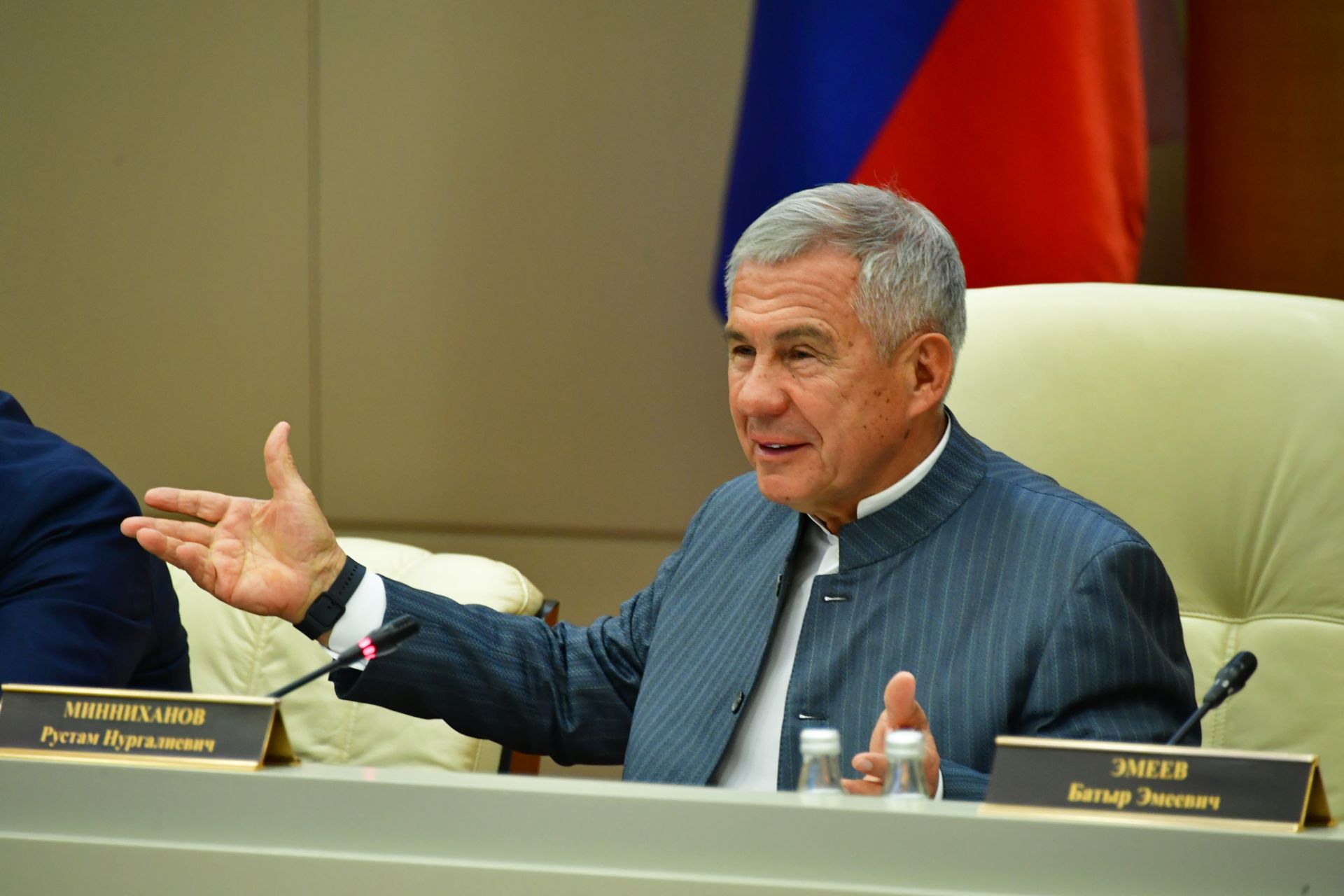 Минниханов провел заседание совета директоров «Татнефтехиминвест-холдинга»