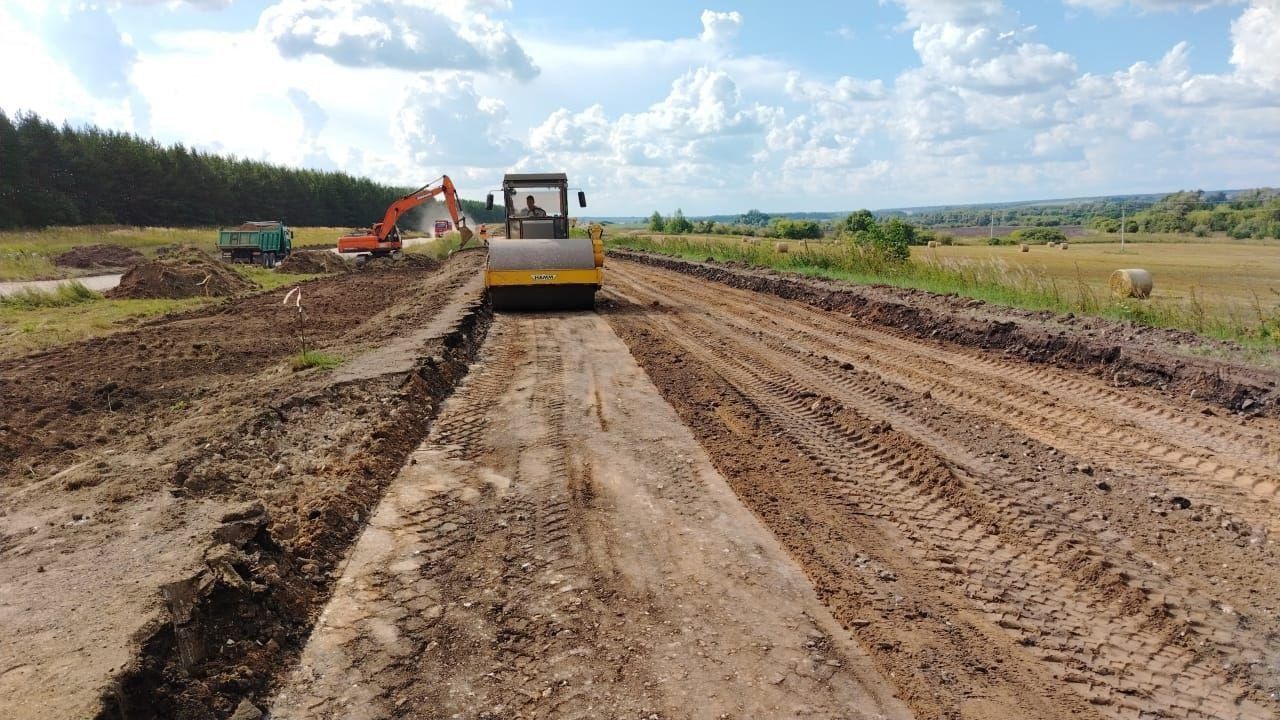 В Верхнеуслонском районе по нацпроекту стартовал ремонт дороги