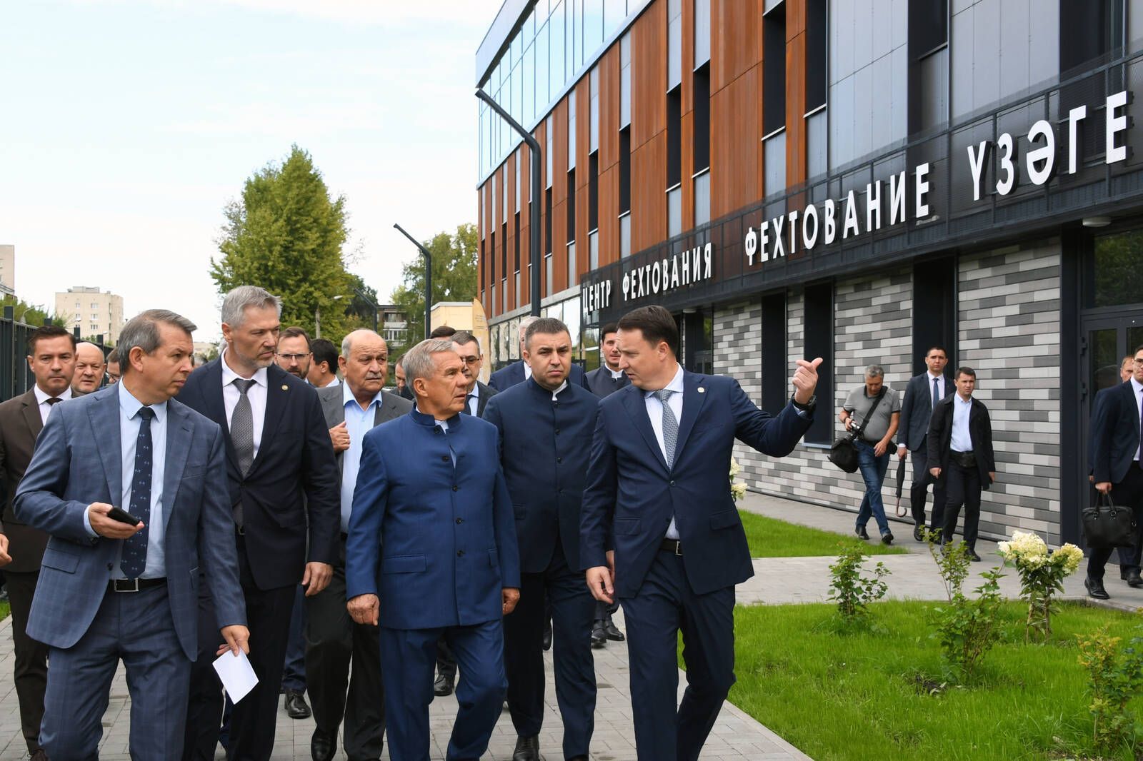 Минниханов открыл Центр фехтования в Казани