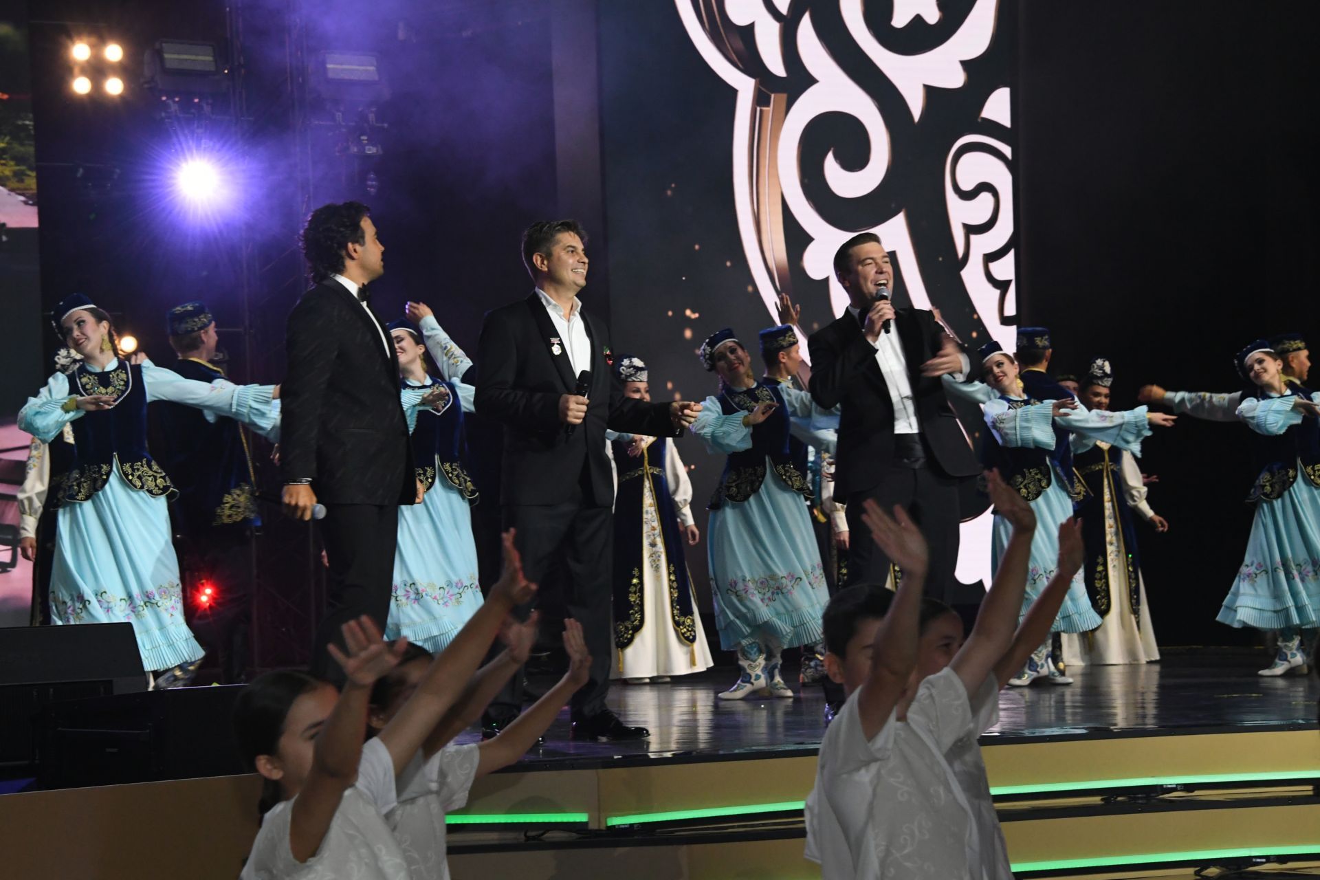 В Казани прошел торжественный прием от имени Минниханова по случаю Дня республики