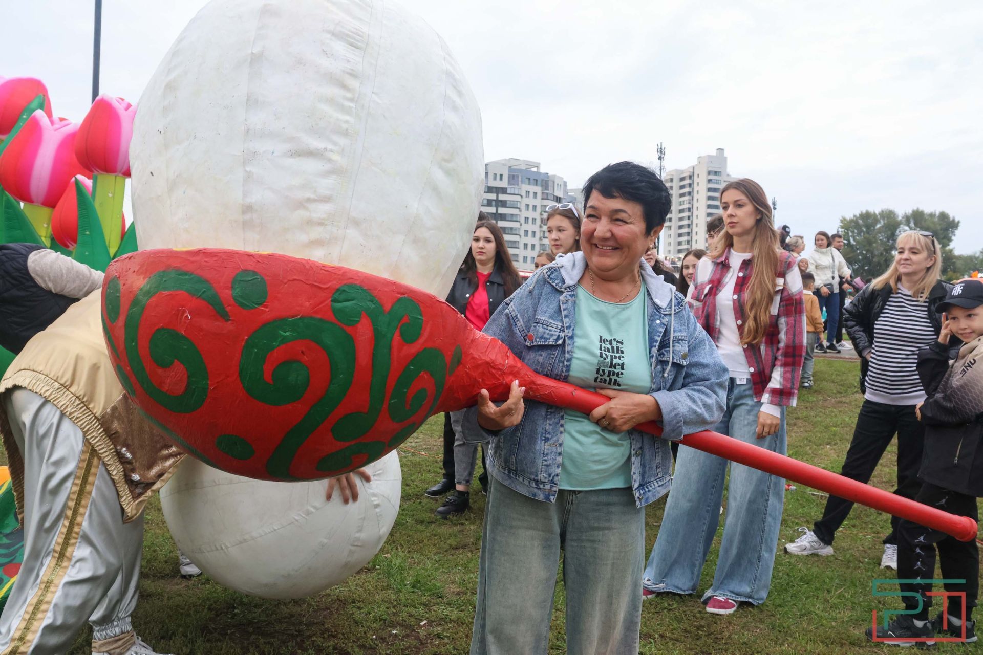 Празднование Дня Республики у «Чаши»