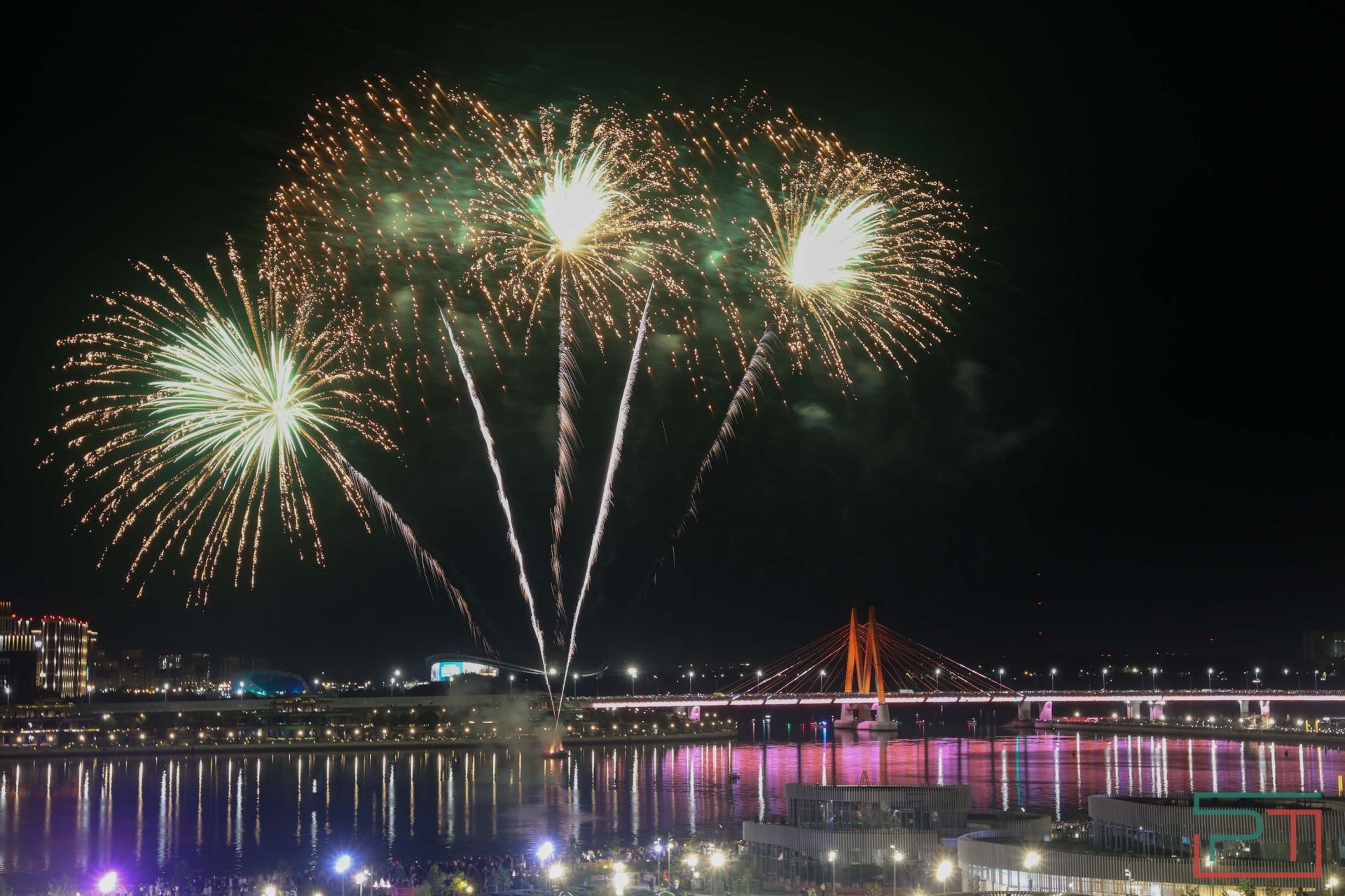 Салют в честь Дня Республики Татарстан и Дня города