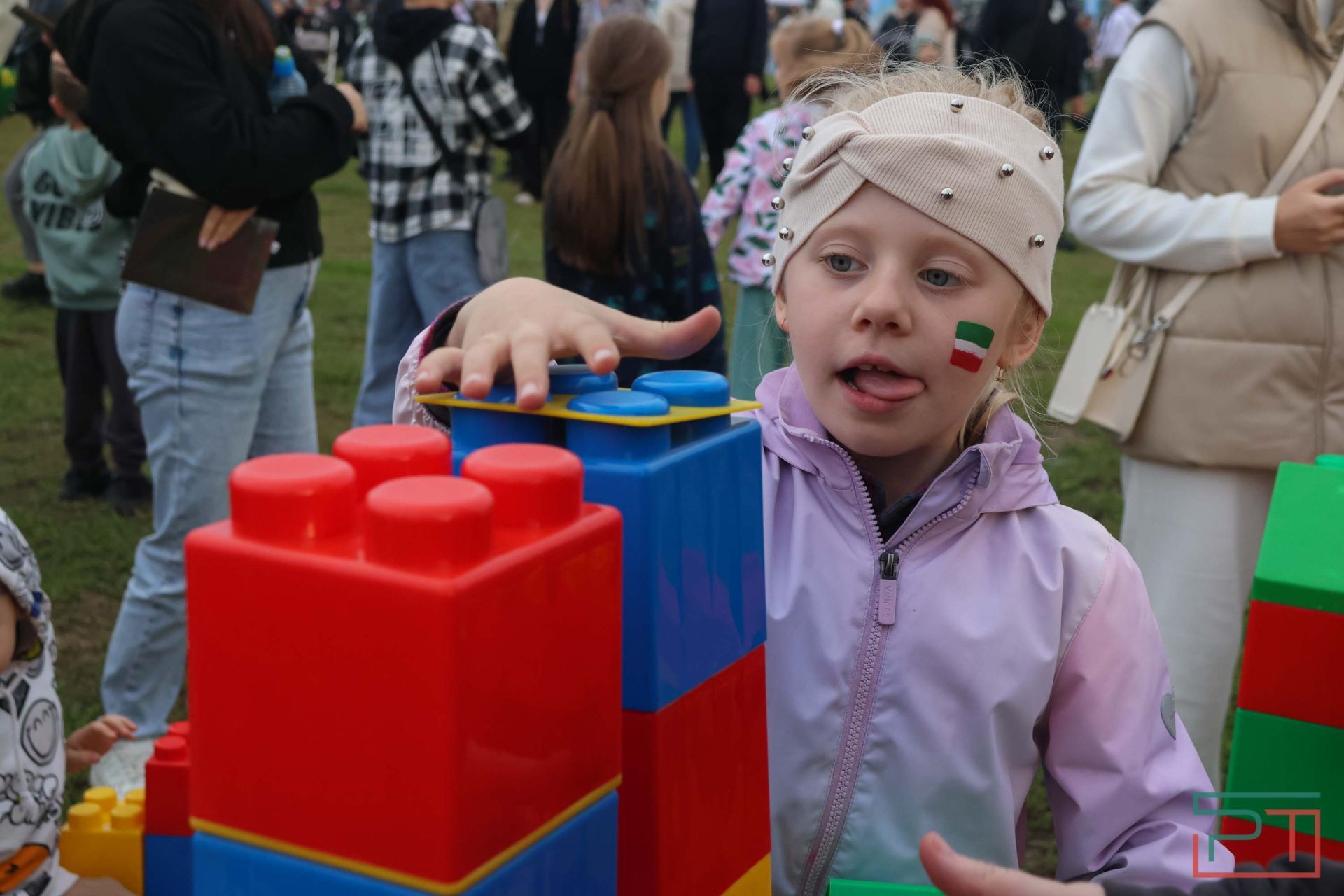 Празднование Дня Республики у «Чаши»