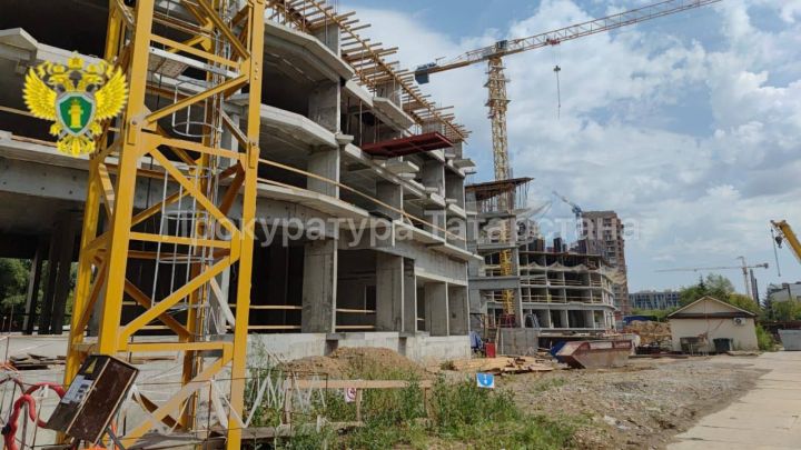 На стройплощадке в Казани рабочий погиб от удара током