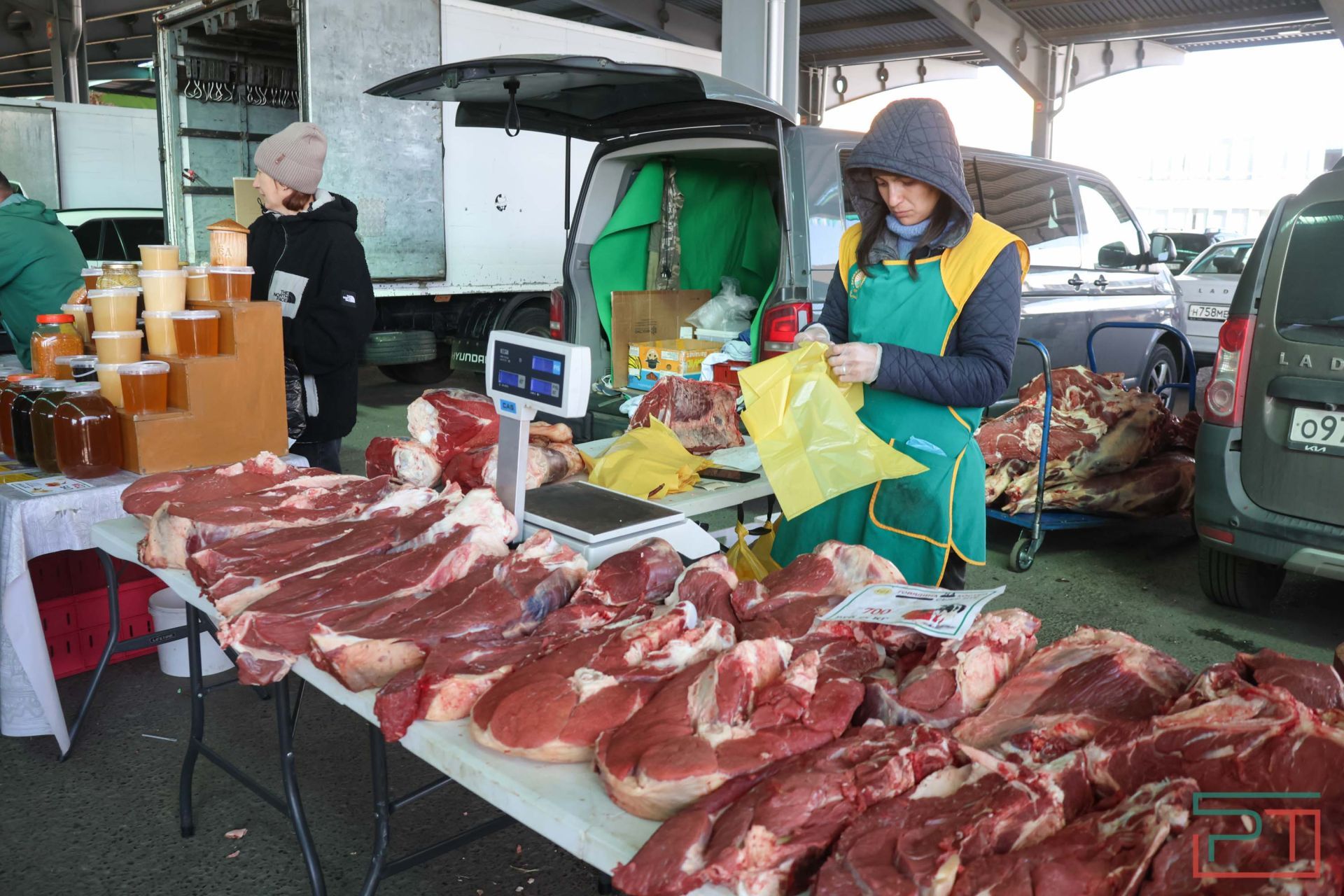 В агропромпарке «Казань» стартовала субботняя ярмарка