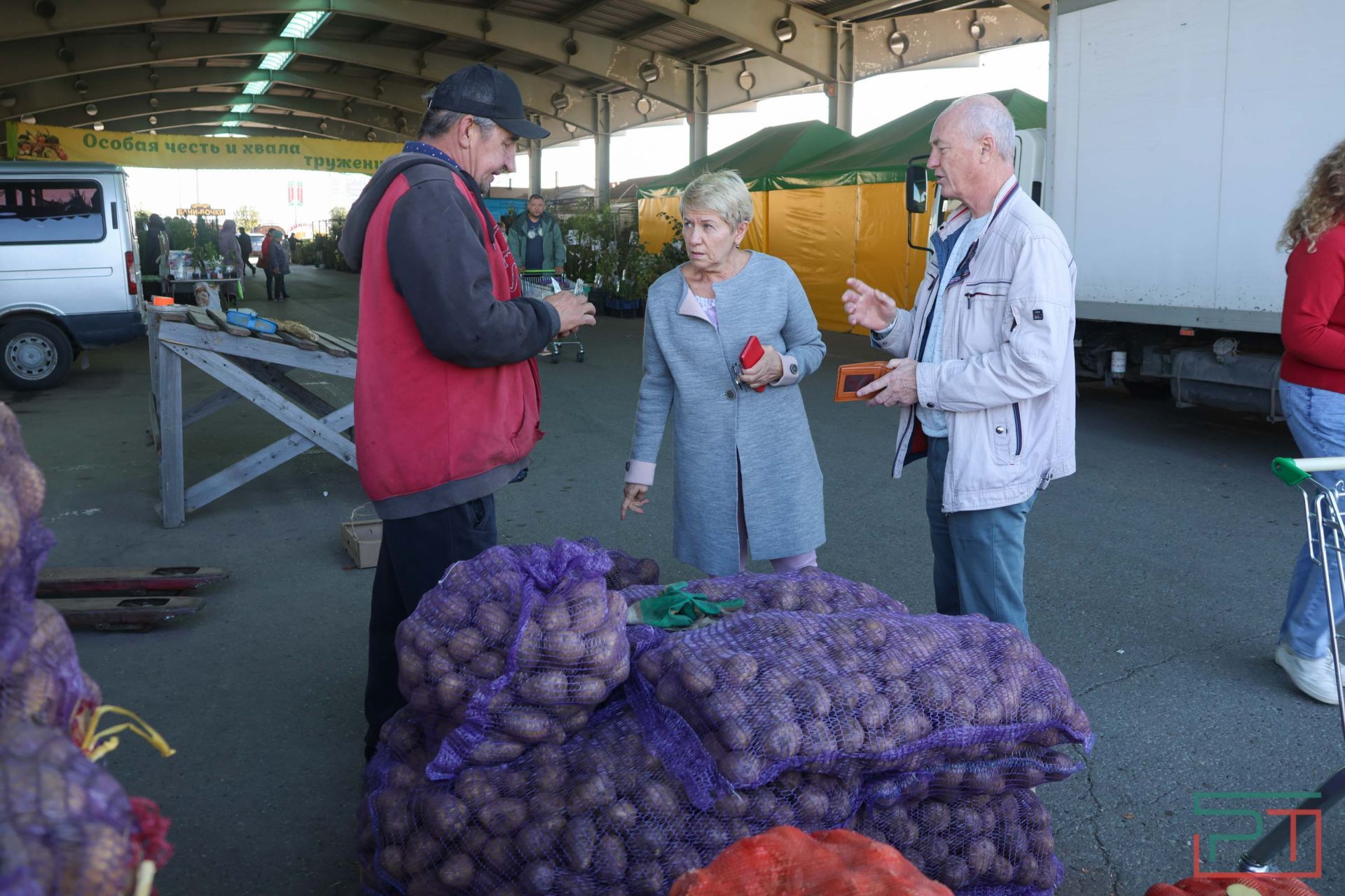 В агропромпарке «Казань» стартовала субботняя ярмарка
