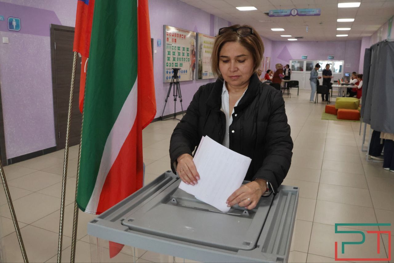 «Наша республика – это наша жизнь»: Гузель Удачина проголосовала на выборах Раиса Татарстана