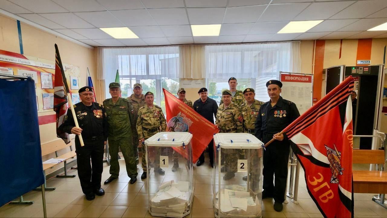 Альметьевские танкисты проголосовали на выборах Раиса Татарстана