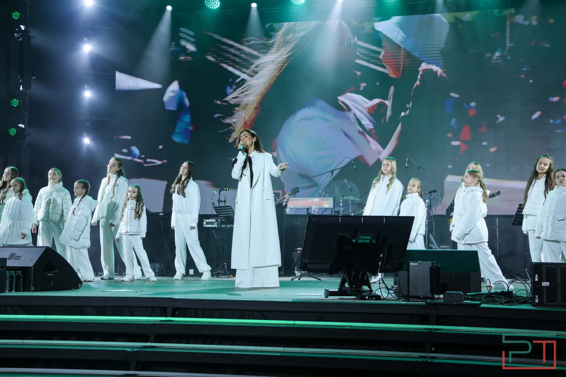 «Дискотека Авария»,  Клава Кока и Салават Фатхетдинов на фестивале «Всей семьей на выборы»