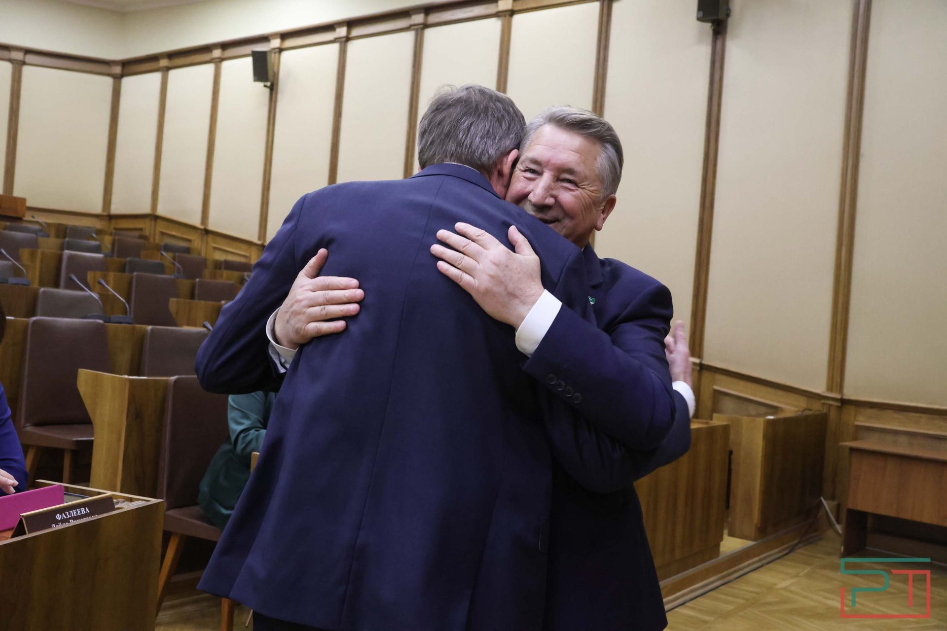 Госсовет утвердил кандидатуры Премьер-министра и вице-премьеров РТ