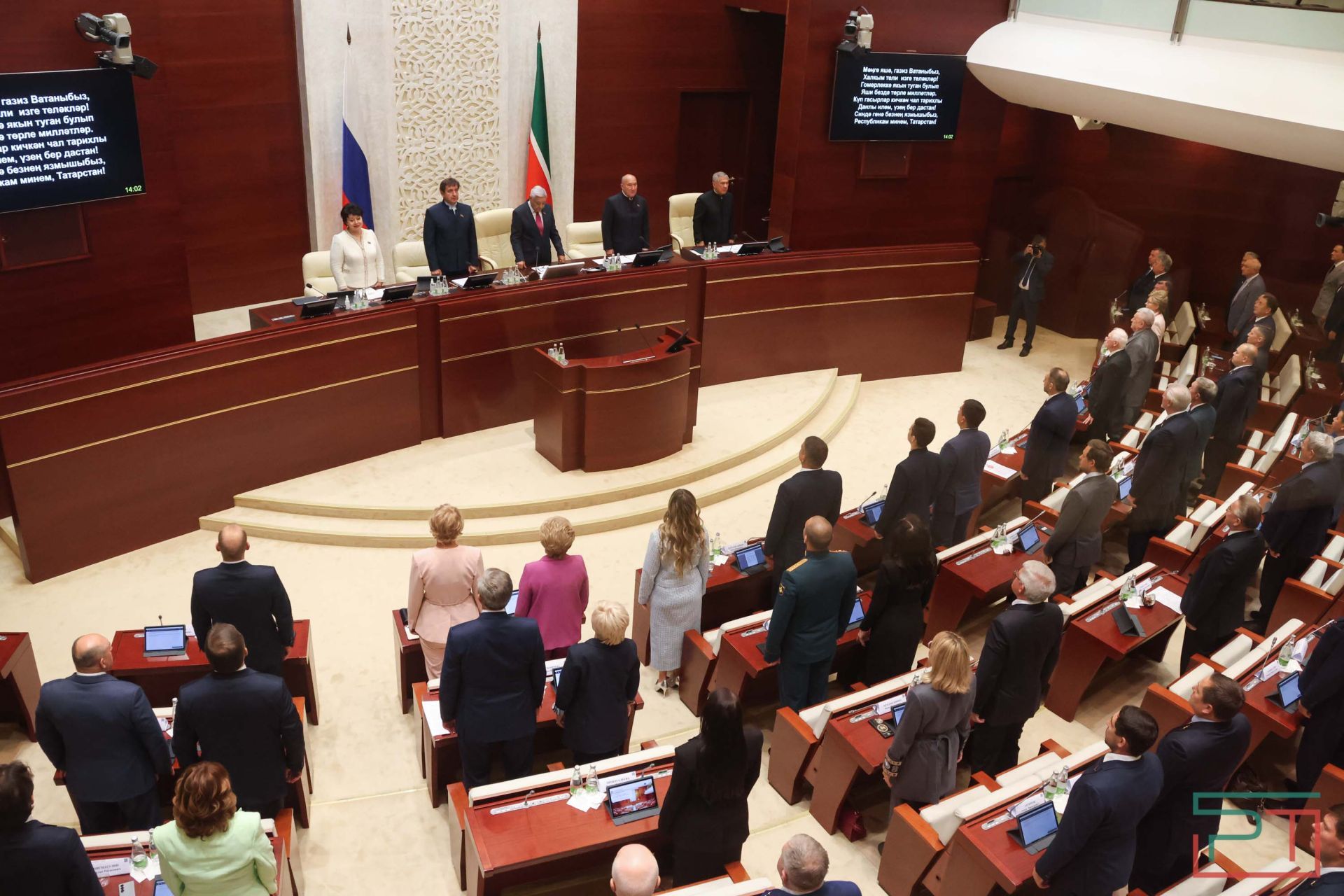 Госсовет утвердил кандидатуры Премьер-министра и вице-премьеров РТ