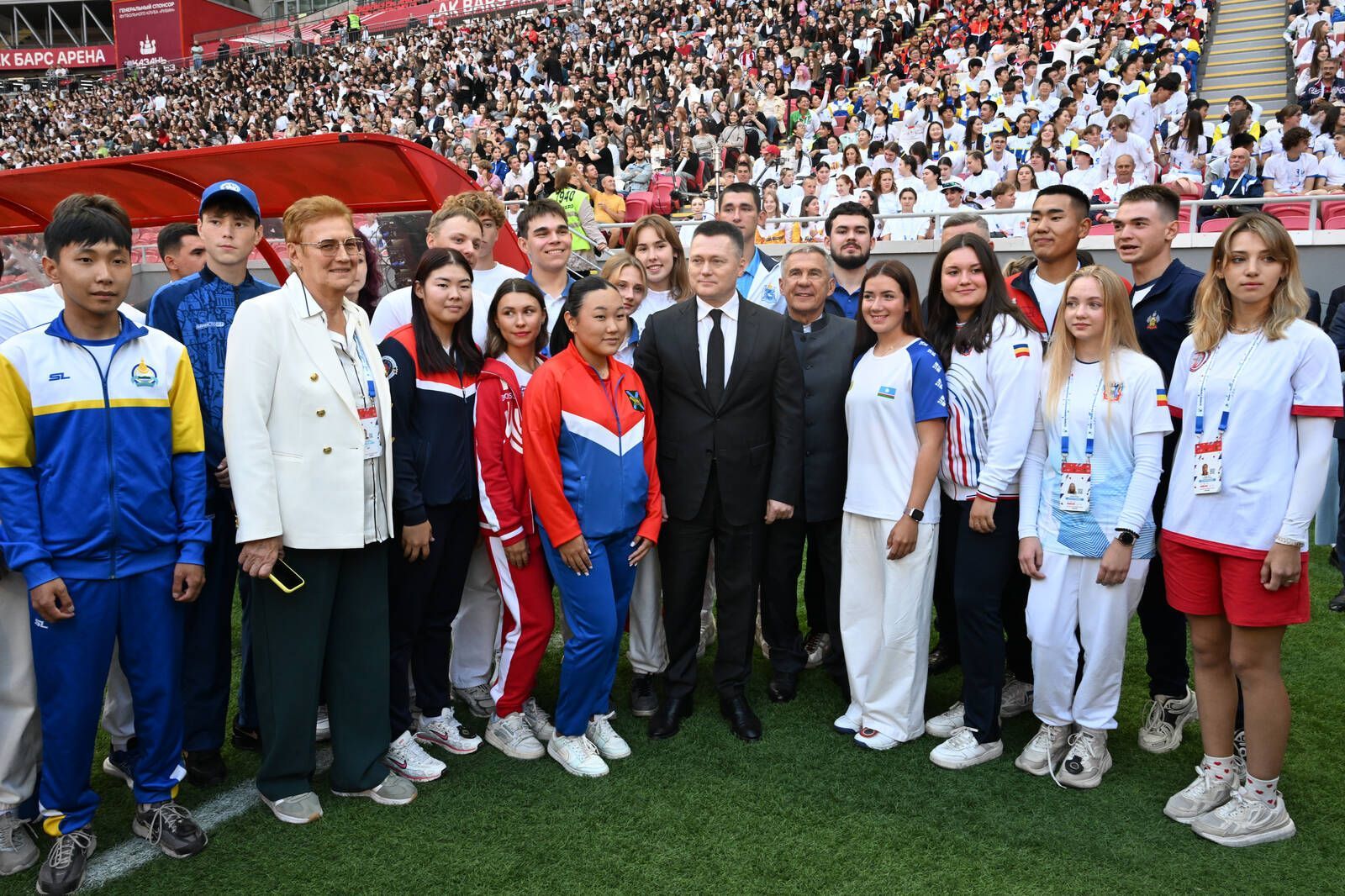 Краснов и Минниханов открыли соревнования по стрельбе из лука в Казани