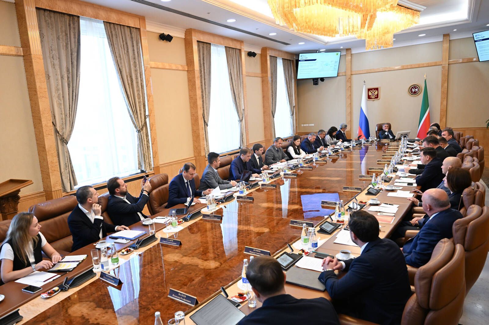 Минниханов провел заседание Наблюдательного совета ОЭЗ «Иннополис»