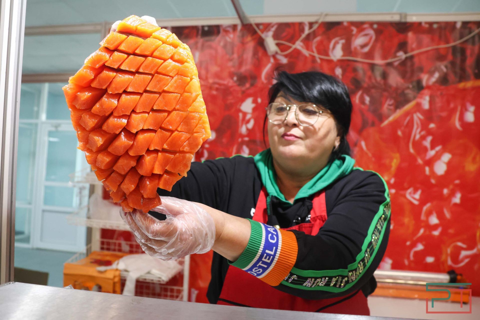 Кофе на песке и икра за 13 тысяч: в Казани открылась ярмарка «Изобилие»